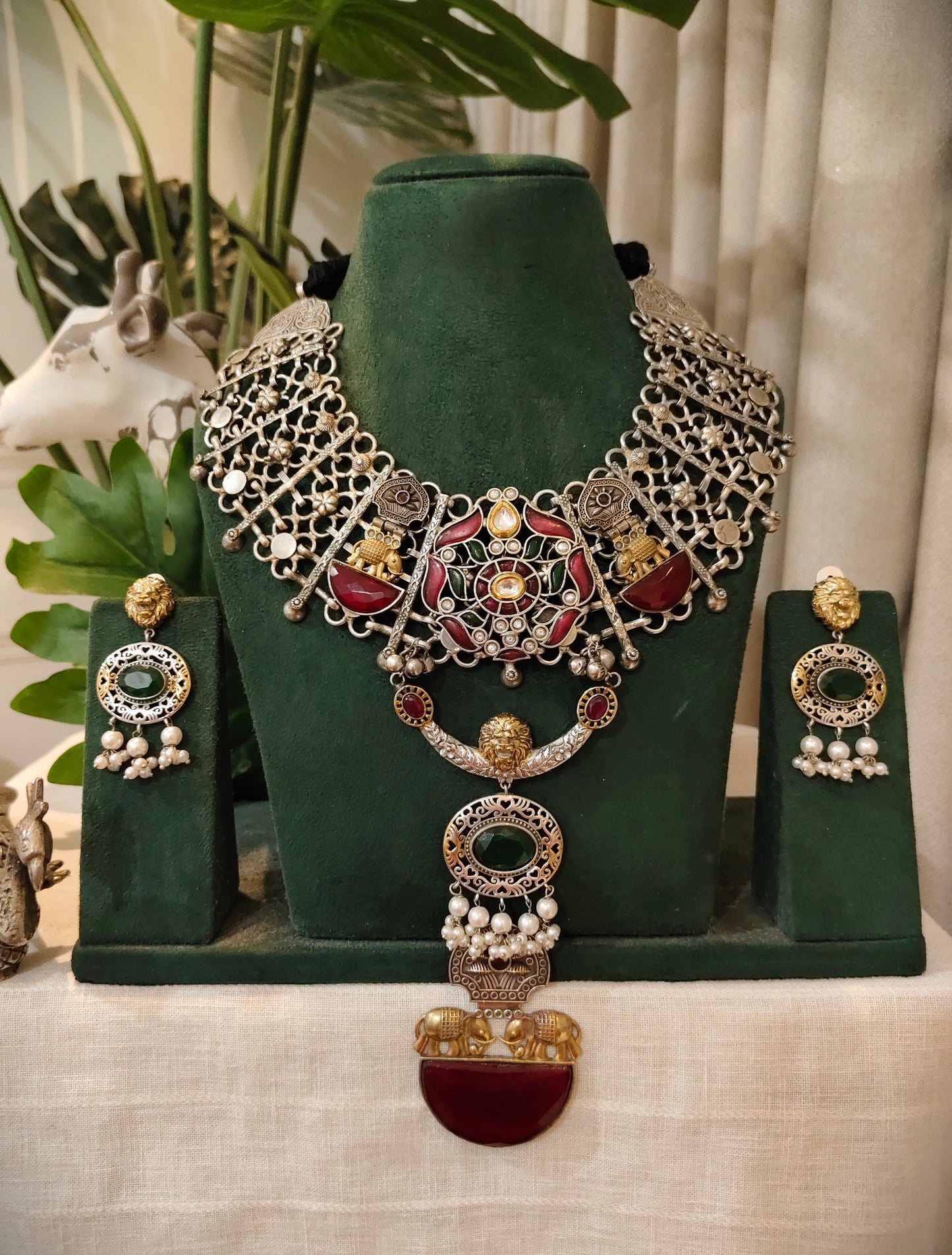 Beautiful Designer Kempstone & Stone Embedded Dual Tone Long Pendant Jaal Neckpiece With Earrings