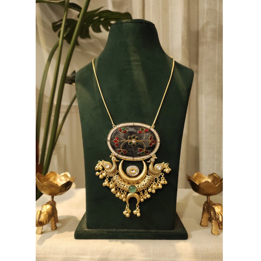 Beautiful Designer Apala Polish Pendant Long Necklace