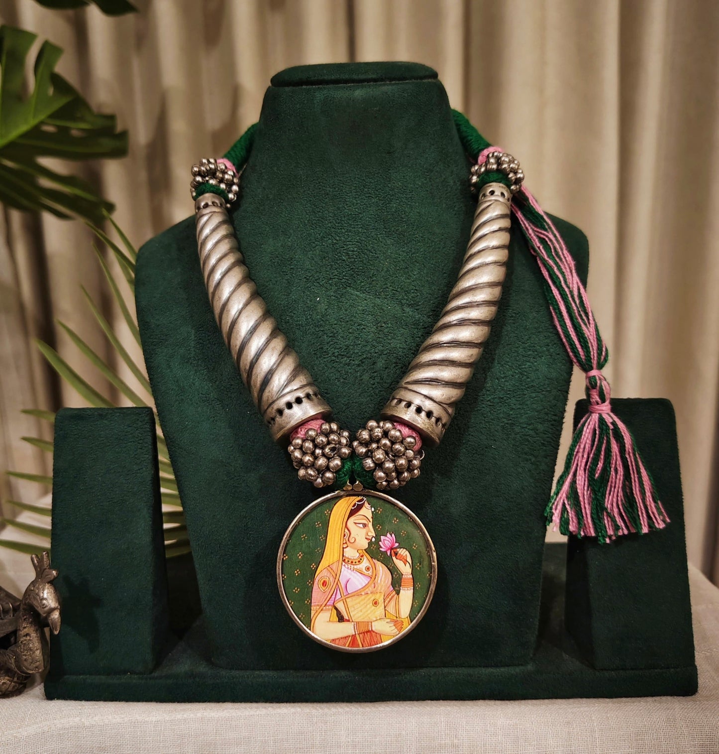 Beautiful Designer Hasli Style Painting Necklace