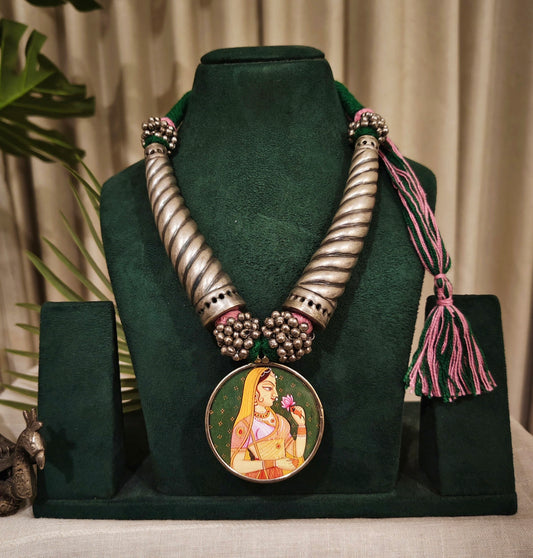 Beautiful Designer Hasli Style Painting Necklace