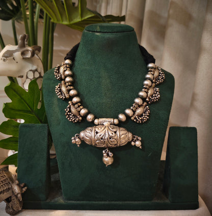 Beautiful Designer Taabeez Antique Golden Silver Mix Polish Neckpiece