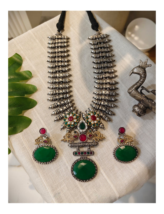 Beautiful Designer Stone Embedded Pendant Necklace With Earrings