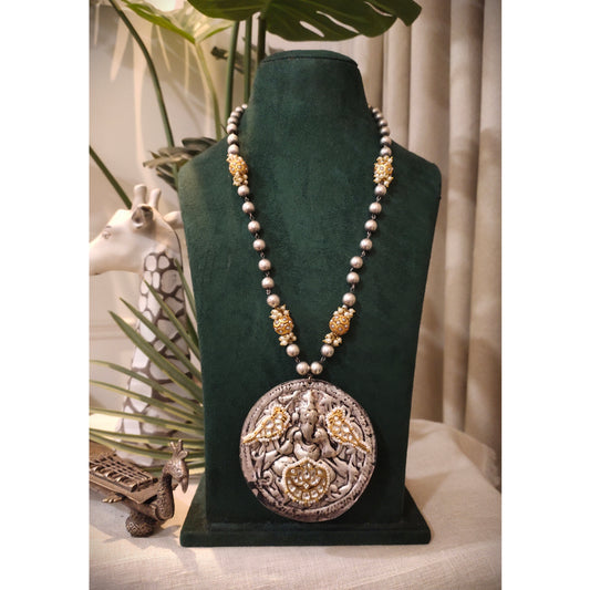 Beautiful Designer Thappa Work Pendant With Kundan Detailing Long Ball Chain Necklace