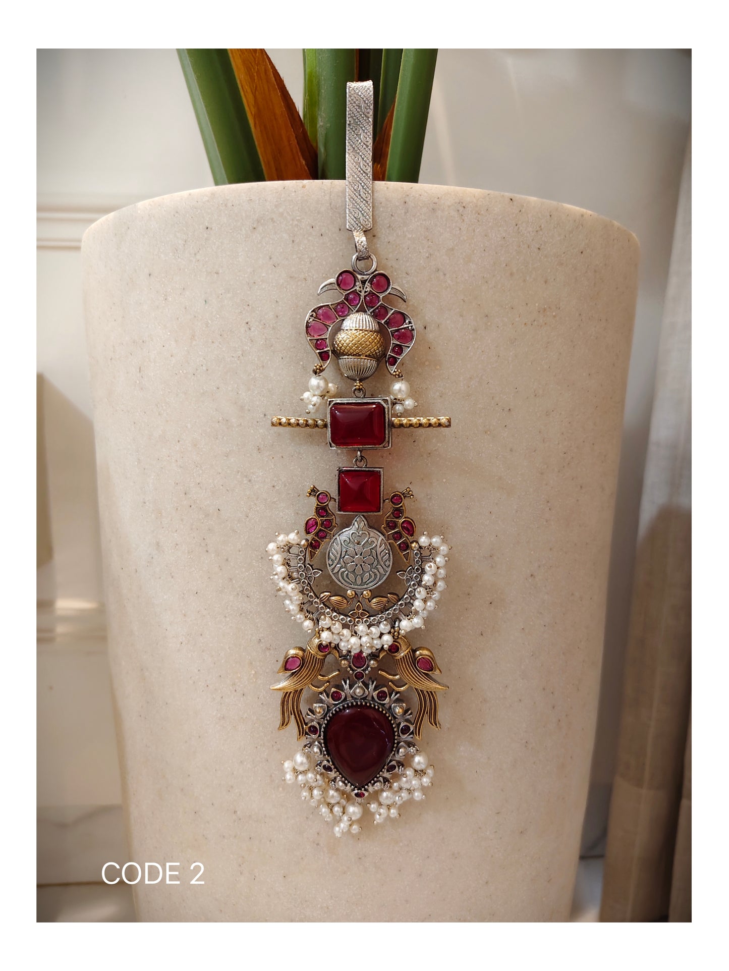 Beautiful Designer Stone Embedded Dual Tone Long Chaabi Gutchha (worn on the waist)