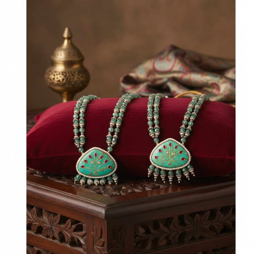 Beautiful Designer Turquoise Pendant Beaded Necklace (No Earrings)