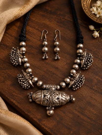 Beautiful Designer Taabeez Neckpiece With Earrings